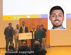 Premiazione start-up LivGemini - Nel riquadro: Leonardo Geronzi