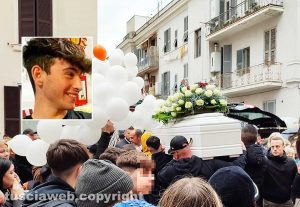 Il funerale di Giordano Sacchetti
