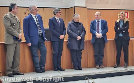 Tribunale - Gli auguri di Natale e la benedizione del vescovo Piazza