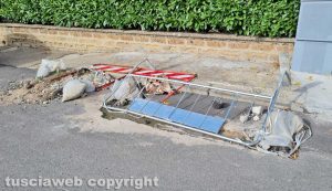 Viterbo - Transenne in via Villanova