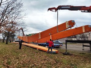 Civita Castellana - Le nuove travi di legno del Palasmargiassi