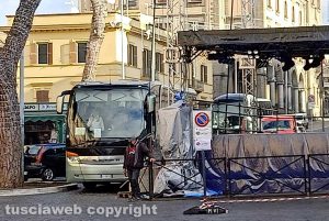 Viterbo - Il palco del concerto di Cristina D'Avena blocca gli autobus e il traffico