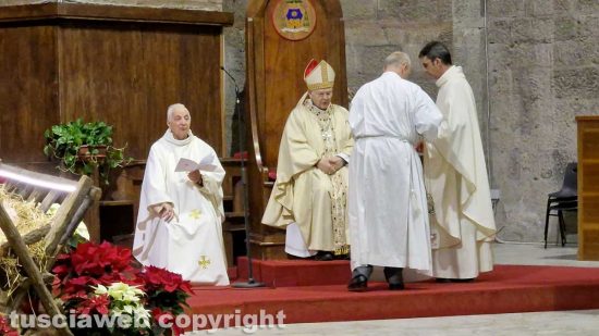 La celebrazione della messa di Natale del vescovo Orazio Francesco Piazza