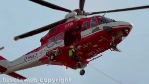 L'elicottero dei Vigili del fuoco