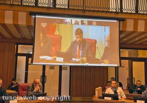 Viterbo - Provincia - Il nuovo sistema nella sala del consiglio