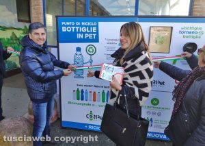 Civitavecchia - L'inaugurazione dell'ecocompattatore Coripet