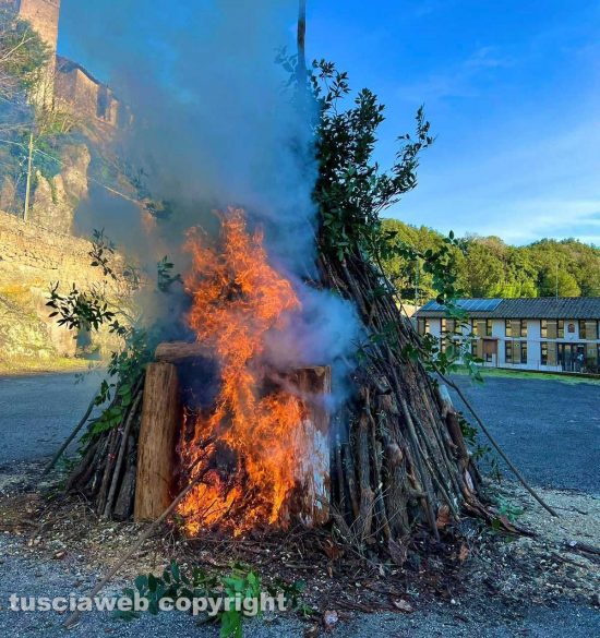 Farnese - Fuoco di Sant'Antonio
