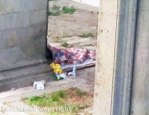 Viterbo - Un senzatetto a S. Maria delle Fortezze