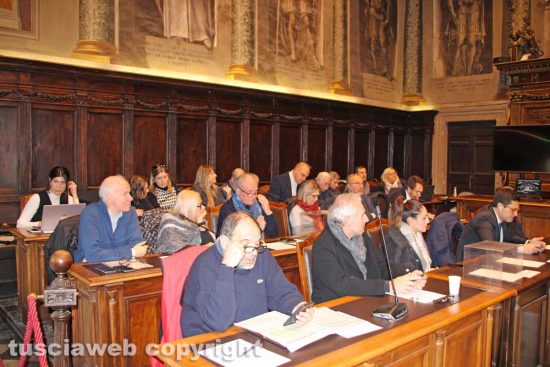 Viterbo - Consiglio comunale straordinario deposito scorie radioattive