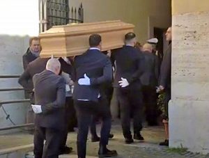 Roma - Il feretro di Sandra Milo