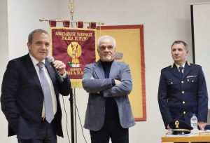 Fabrica di Roma - Questore Vinci, sindaco Claudio Ricci_ e vicepresidente Anps Egisto Feliziani