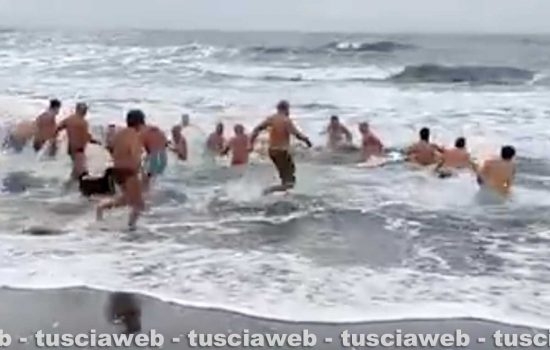 Montalto di Castro - "Only the brave", il primo tuffo dell'anno
