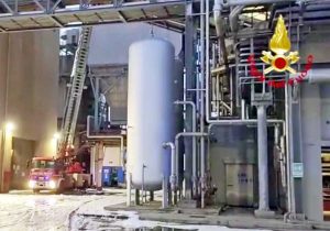 L’intervento dei vigili del fuoco all’inceneritori di Raibano