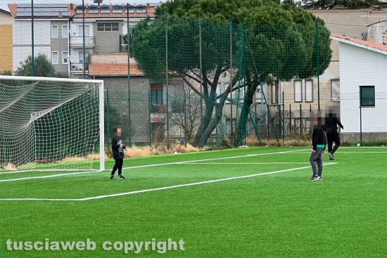 Sport - Calcio - Alcuni ragazzi che giocano al campo Rossi