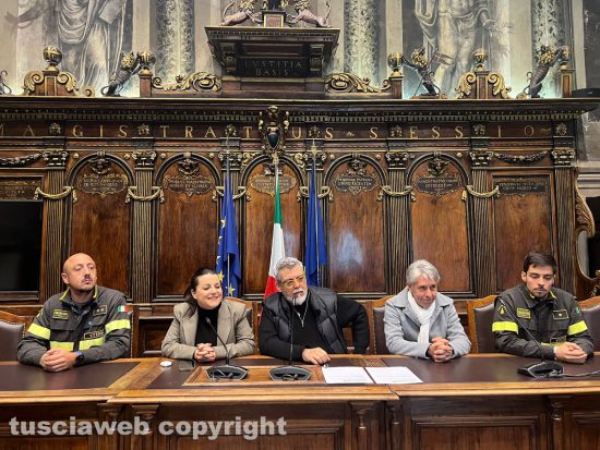 Viterbo - Conferenza stampa Befana 115 - 