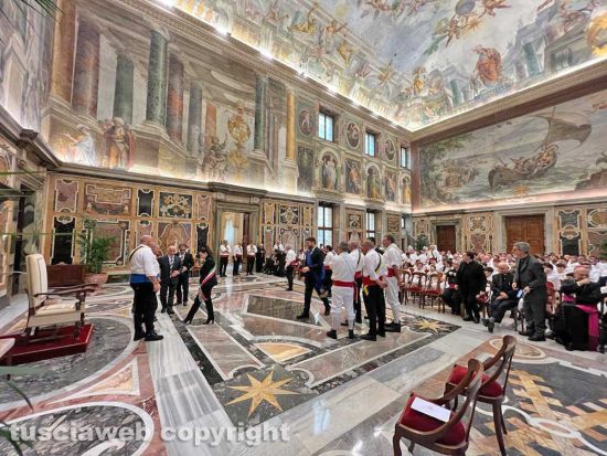 Roma - I facchini di Santa Rosa in udienza da Papa Francesco