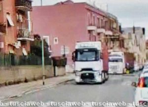 Civitavecchia - Mezzi pesanti sulla Mediana