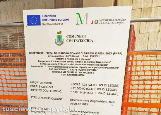 Civitavecchia - Il cartello dei lavori in via Giusti