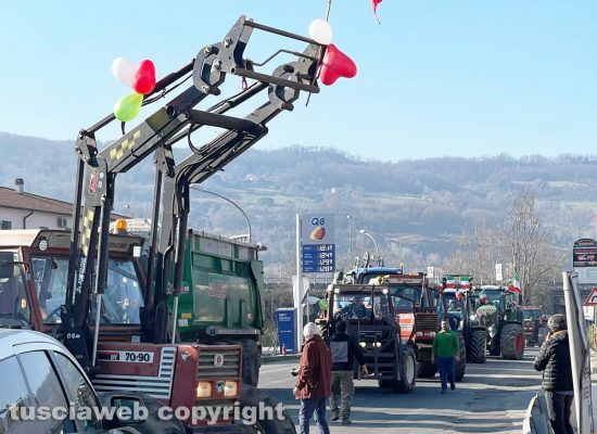 Orte - Agricoltori al casello autostradale