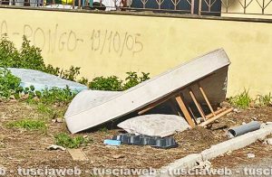 Civitavecchia - La mini discarica