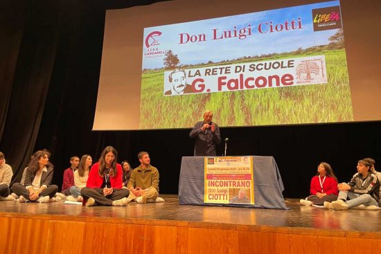 Montalto di Castro - L'incontro con don Luigi Ciotti