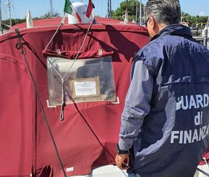 Civitavecchia - I controlli della guardia di finanza