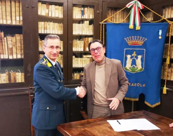 Caprarola - Firma protocollo d'intesa Pnrr tra comune e guardia di finanza 