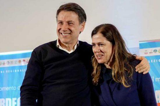 Giuseppe Conte con Alessandra Todde