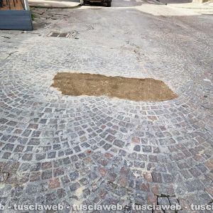 Viterbo - Quartiere San Pellegrino - Asfalto al posto dei sanpietrini