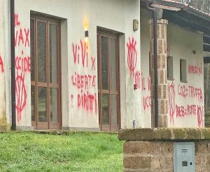 Bassano Romano - Vandalizzata la Casa delle Culture