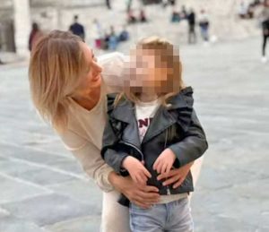 Mamma Eviya e sua figlia Sofia