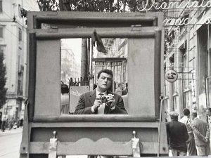 Carlo Bavagnoli in un autoscatto