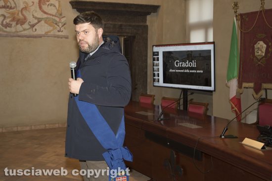 Gradoli - Inaugurazione Museo del Costume - il presidente della provincia Romoli