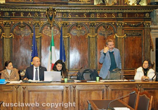 Viterbo - Consiglio comunale straordinario sulla sicurezza