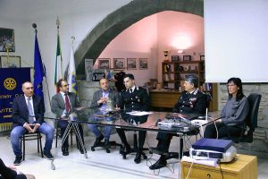 Viterbo - I carabinieri si raccontano al Rotary club 
