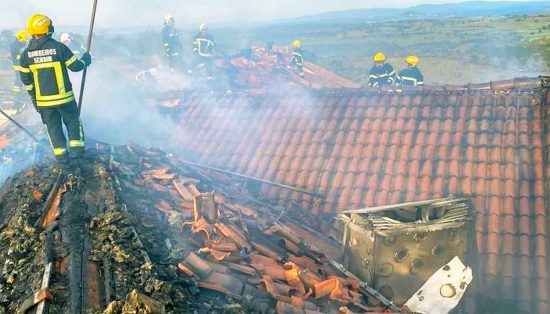 L'incendio nel monastero di Palaçoulo, in Portogallo