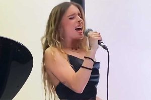 Civita Castellana - Angelina Mango ospite nel 2022 della rassegna musicale Halaesus