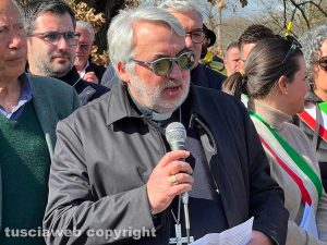 Il vescovo Marco Salvi