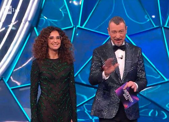 Sanremo - Teresa Mannino e Amadeus