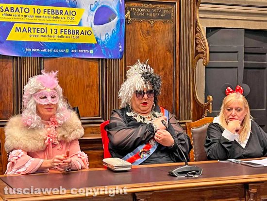 Viterbo - La presentazione della settima edizione del Carnevale viterbese - Daniela Merlini, Divina e Antonella Ferretti