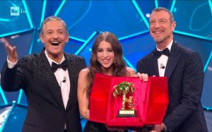 Sanremo - Angelina Mango vince il festival