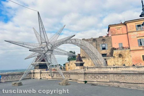Tarquinia - La stella cometa all'ingresso principale del centro storico
