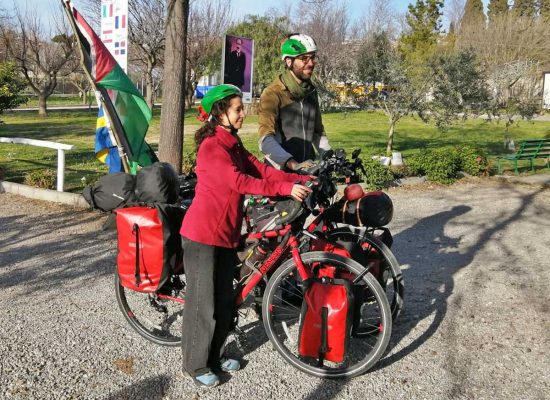 Sanna e Benjamin, in bici da maggio 2022 in favore della causa Sahrawi