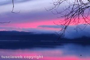 L'alba al lago di Vico