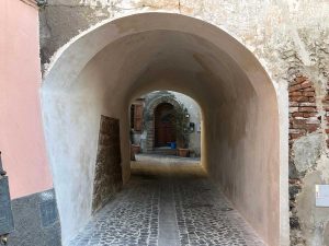 Montalto di Castro - Un arco nel centro storico