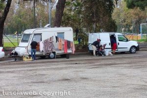 Civitavecchia - Camper sul piazzale della chiesa di Pantano