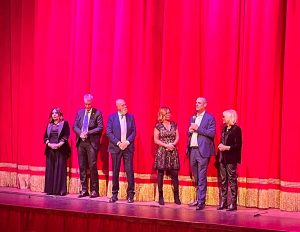 Civitavecchia - Lo spettacolo di beneficenza della Asl Roma 4 al teatro Traiano