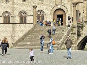 Turisti a Viterbo
