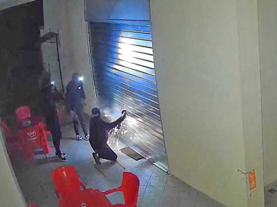 Fabrica di Roma - Furto al Socio bar