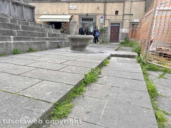 Viterbo - Il degrado di Fontana grande
